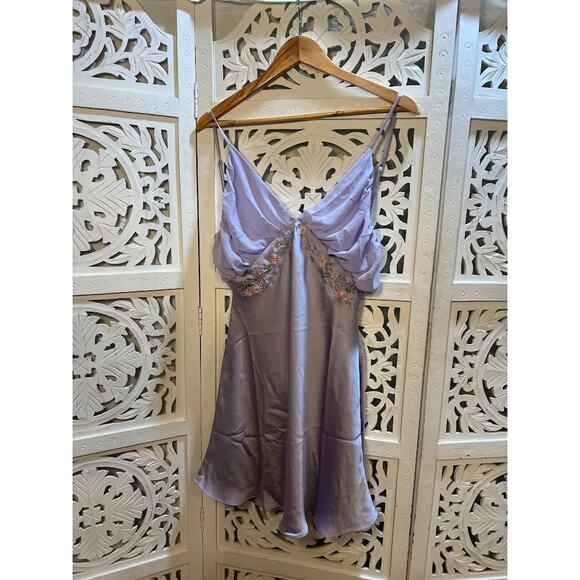 House of CB Christa Embroidered Lavender Mini Dress Size L+ Large + - Picture 5 of 10